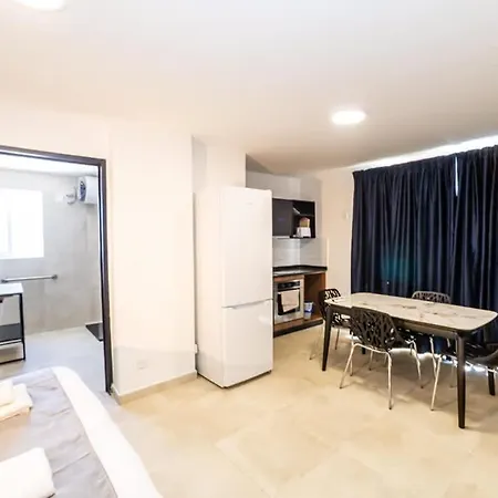 Peaceful Penthouse With Country Views - By Hostmt Apartment St. Paul's Bay